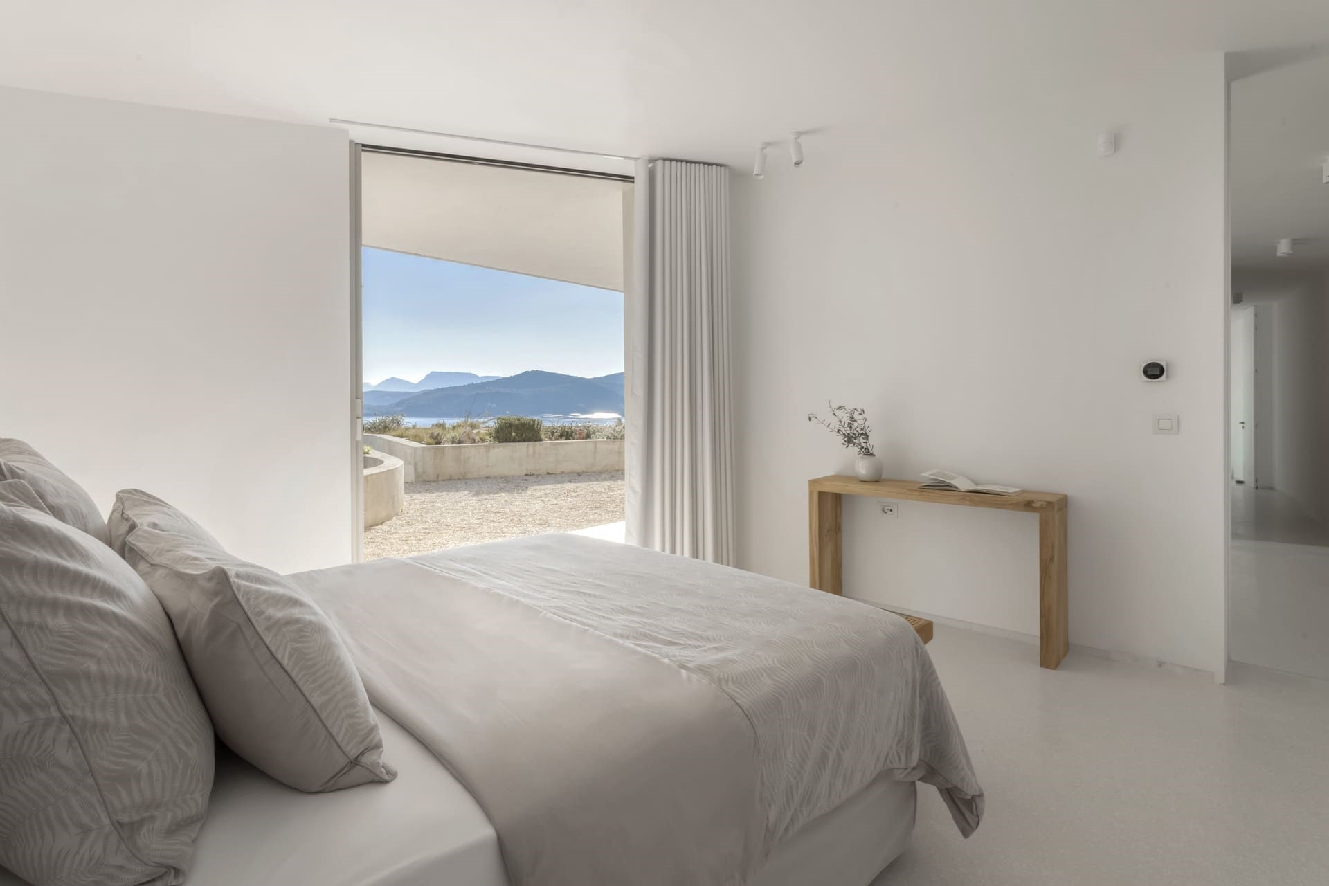 Thyta House bedroom three sea view Lefkada
